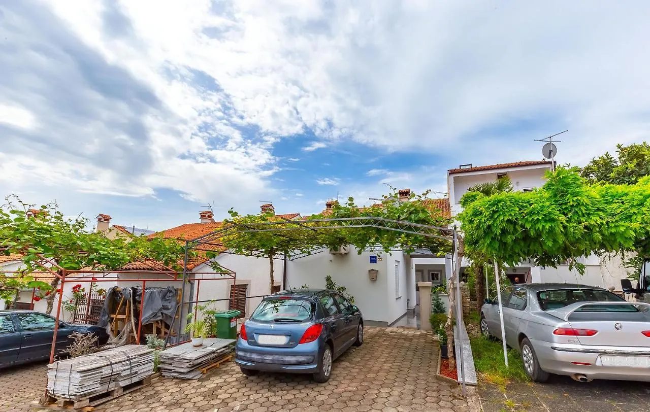 Ivana B4 N1 Porec