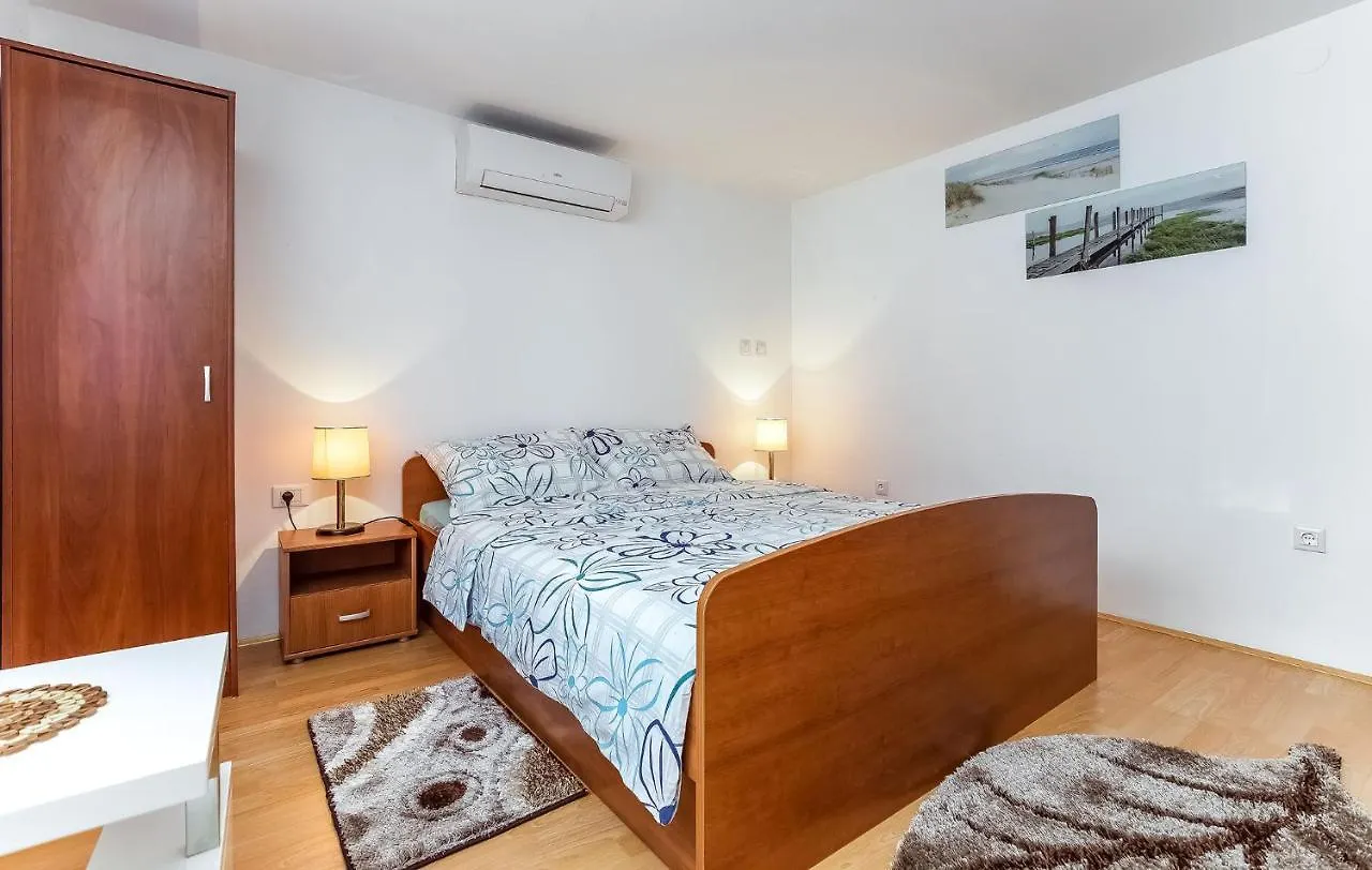 Apartment Ivana B4 N1 Porec